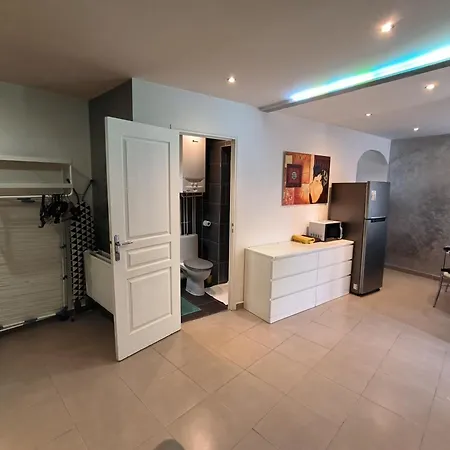 Loft Porte De Paris Croix De Chavaux 93100 Montreuil Montreuil  Extérieur photo